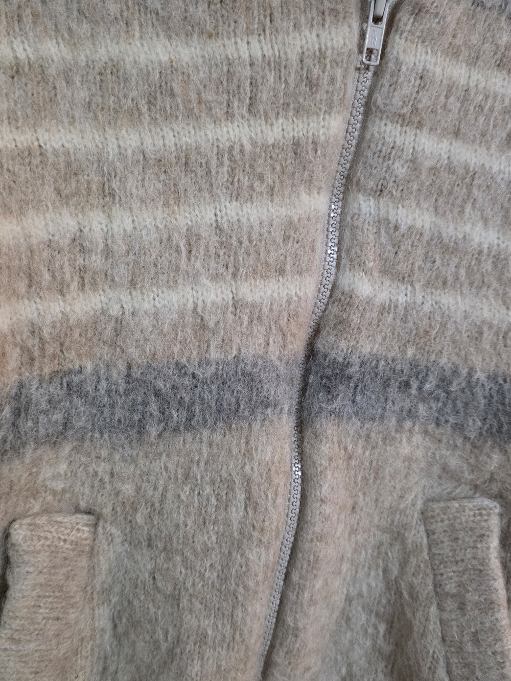 A.P.C. Cream Wool Robe Labelled "Jasper" - Picture 5 of 11
